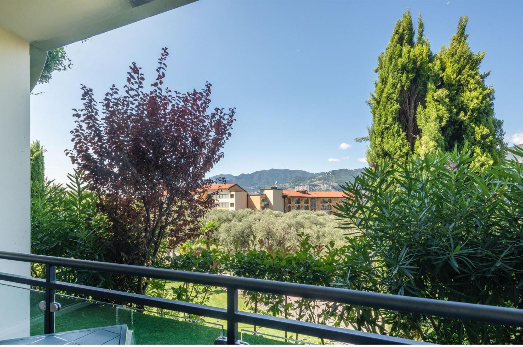 Majestic Palace Malcesine Exterior foto