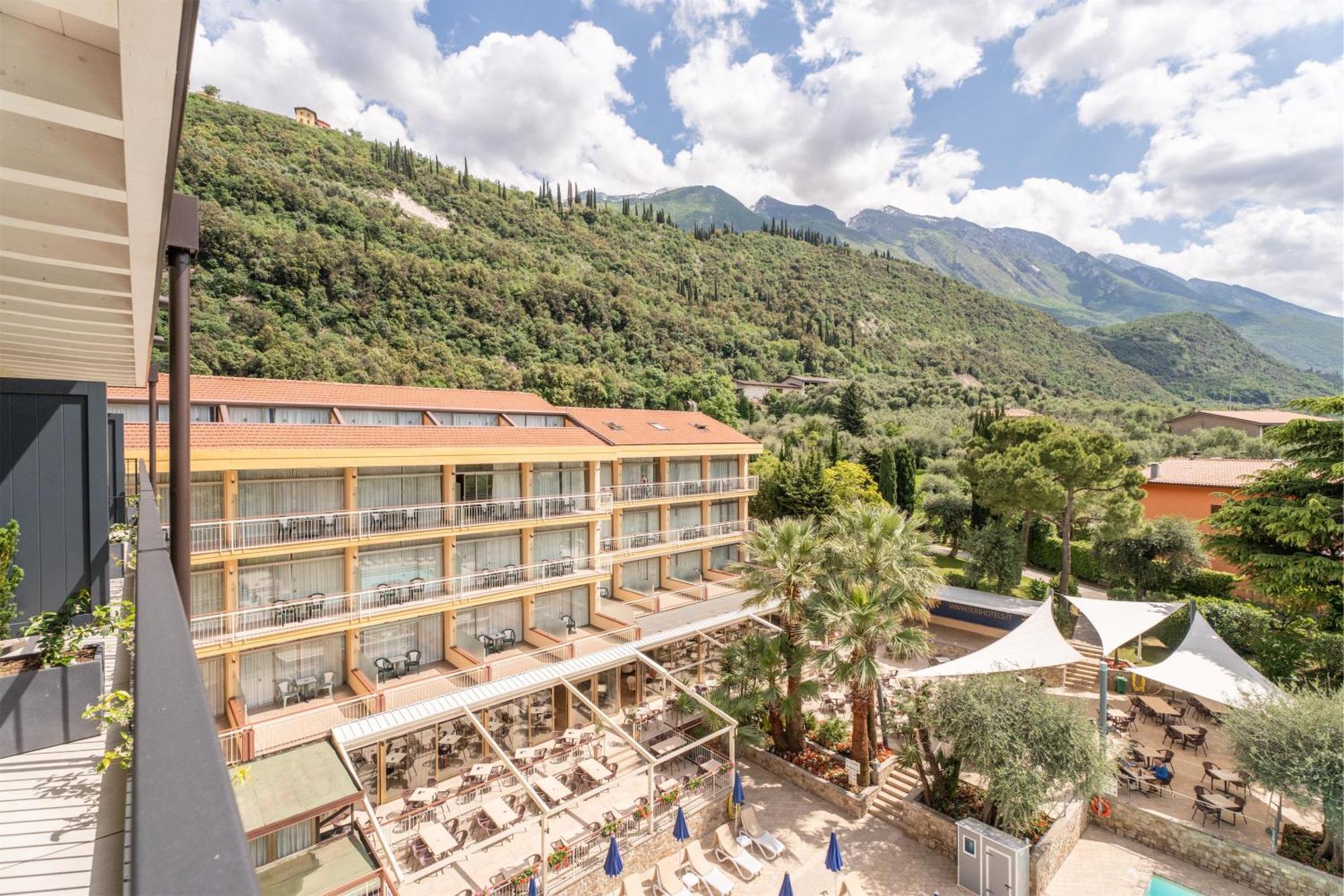 Majestic Palace Malcesine Exterior foto